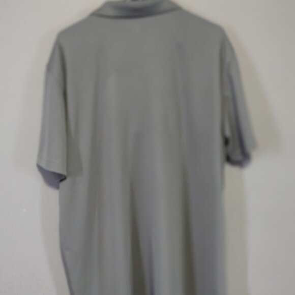 XL Grey Izod Golf Shirt with short sleeves - Picture 3 of 4